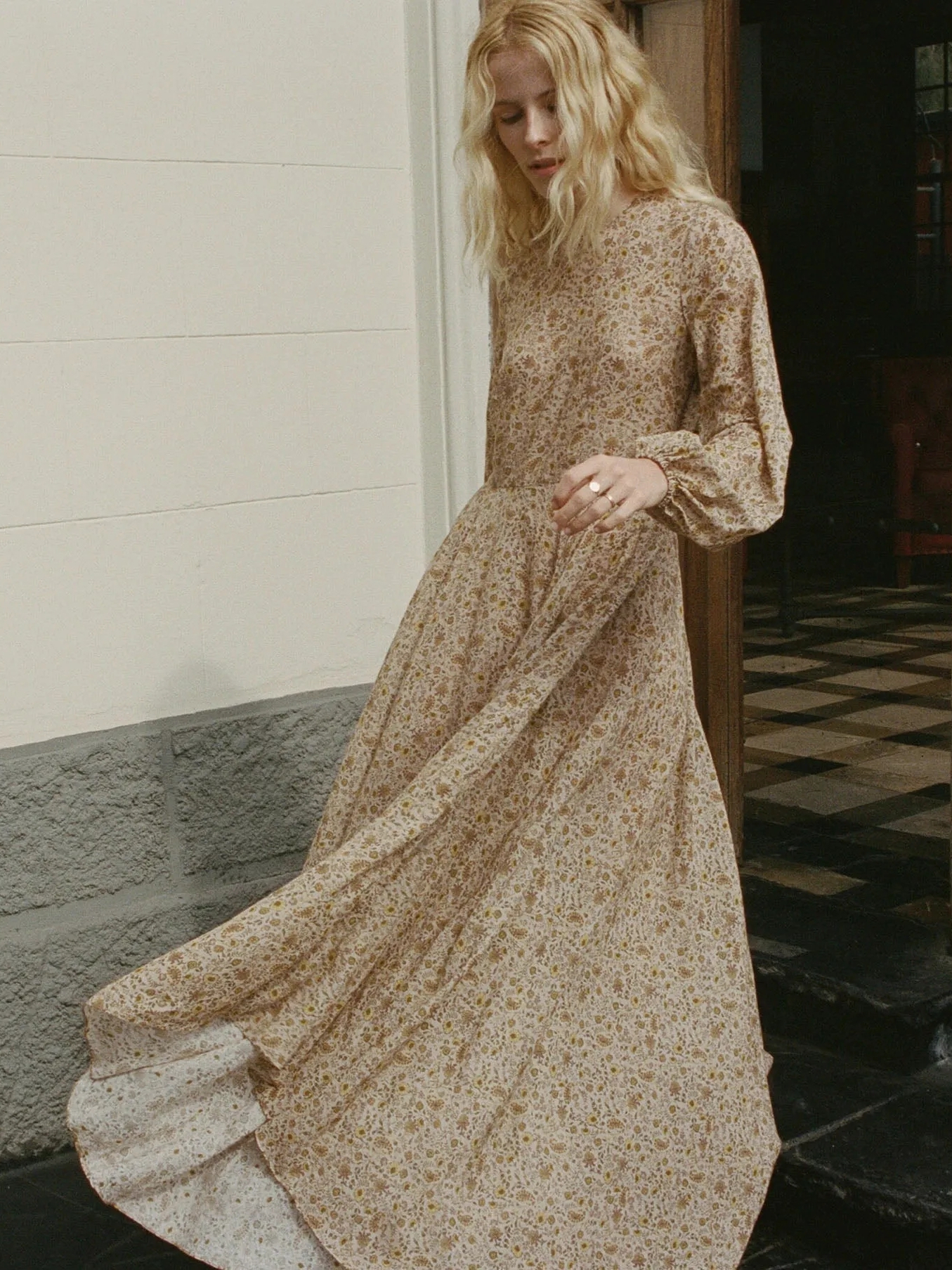 Den Oleander Dress In The Jaipur Mustard Size M